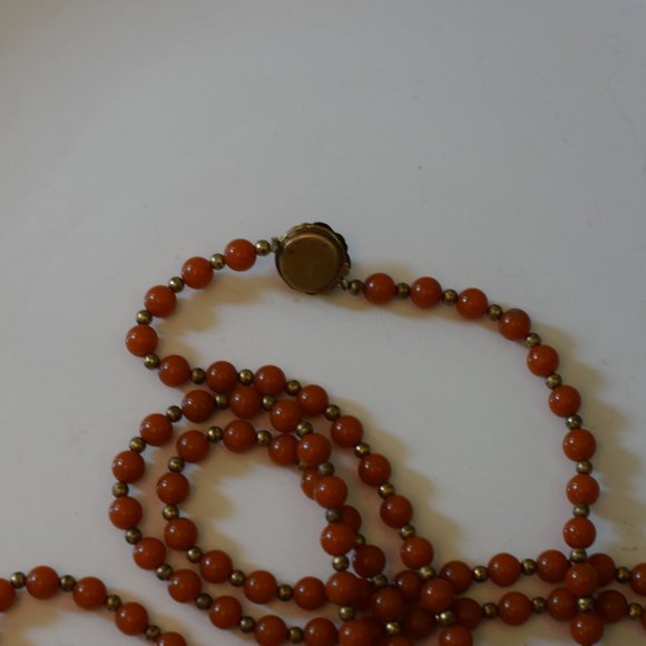 VTG 1930s Butterscotch Amber / Orange Bakelite Set - Picture 6 of 8